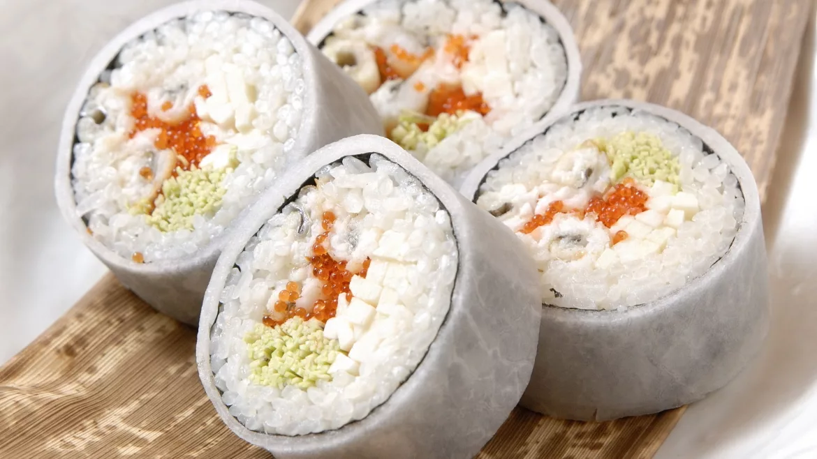 Chutný život food-breakfast-sushi-rice-meal-cuisine-coconut-caviar-dish-produce-asian-food-stuffing-japanese-cuisine-california-roll-steamed-rice-indian-cuisine-729426-1170x658 Japonská kuchyně: jak připravit správnou sushi rýži doma Pokrmy z ryb Večeře Veganské recepty  